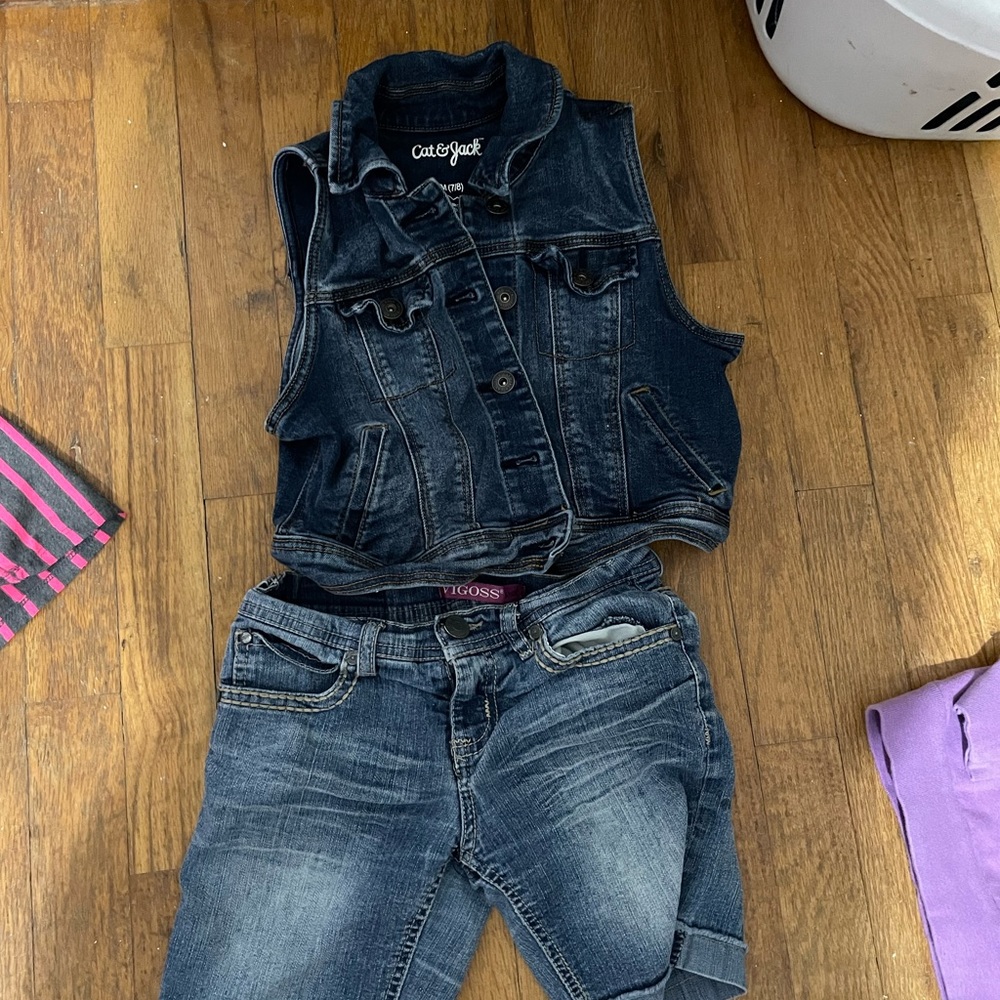 Size 8 girl clothes - Picture 3 of 4